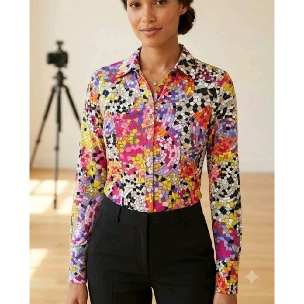 Carmen Marc Valvo Blouse Size S Stained Glass Pattern  French Cuff Metal Buttons - Picture 1 of 8